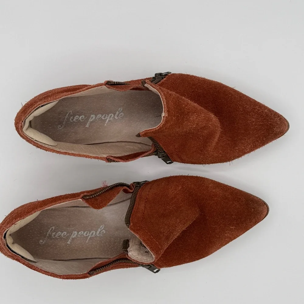 Free People Rust Suede Pointed Ankle Booties RUNS SMALL (more like Sz 7)